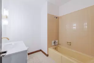 243 S 150 E, Valparaiso, IN 46383 - Photo 25