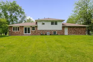 243 S 150 E, Valparaiso, IN 46383 - Photo 39