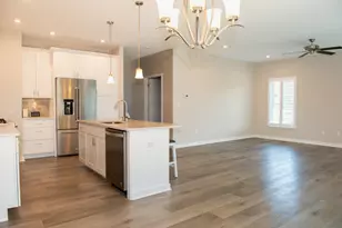 2655 Flagstone Dr, Valparaiso, IN 46385 - Photo 9