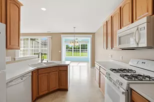 815 Charlevoix Way, Schererville, IN 46375 - Photo 5