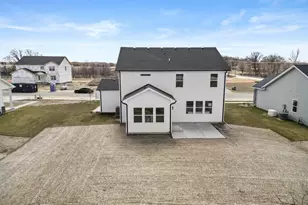 10525 California St, Crown Point, IN 46307 - Photo 25