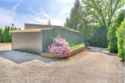 10 S Vine Drive, Hebron, IN 46341 - Photo 11