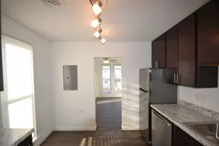610 Union St, Valparaiso, IN 46383 - Photo 9