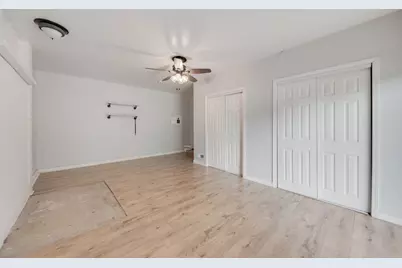 2940 Elmwood Street, Portage, IN 46368 - Photo 9