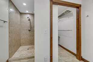 11057 Pleasant Grove Dr, Wheatfield, IN 46392 - Photo 13