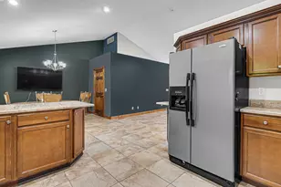 11057 Pleasant Grove Dr, Wheatfield, IN 46392 - Photo 7
