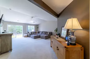1615 Golden Oak Dr, Crown Point, IN 46307 - Photo 15