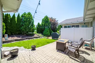 1615 Golden Oak Dr, Crown Point, IN 46307 - Photo 43