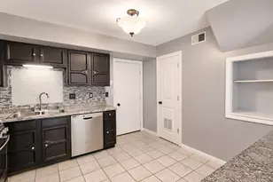 8327 Fairbanks St, Crown Point, IN 46307 - Photo 11