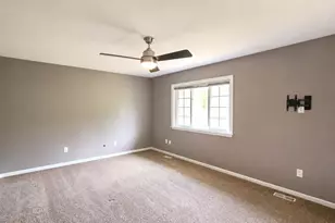 8327 Fairbanks St, Crown Point, IN 46307 - Photo 15