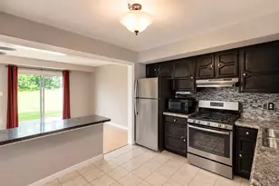 8327 Fairbanks St, Crown Point, IN 46307 - Photo 9