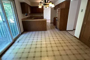 2621 Hickory Dr, Dyer, IN 46311 - Photo 9