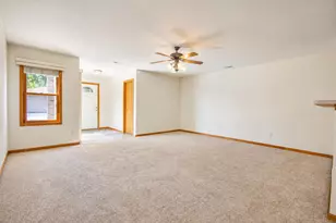 944 Birch Dr, Crown Point, IN 46307 - Photo 3
