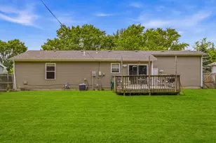733 Devonshire Rd, Valparaiso, IN 46385 - Photo 15