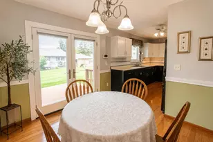 1109 W 14th St, La Porte, IN 46350 - Photo 5