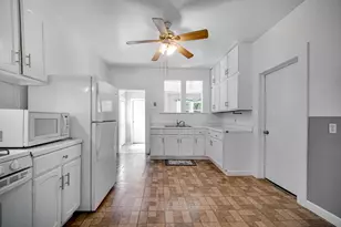 217 E North St, Crown Point, IN 46307 - Photo 5