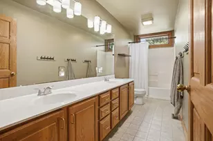 3154 Thornhill Dr, Valparaiso, IN 46385 - Photo 29