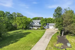 3154 Thornhill Dr, Valparaiso, IN 46385 - Photo 5