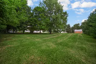 476 S State Rd 2, Hebron, IN 46341 - Photo 5