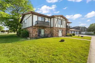 100 Plum Creek Dr, Schererville, IN 46375 - Photo 17