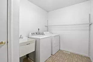13320 Waverly Ave, Saint John, IN 46373 - Photo 21