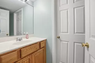 2184 Timberidge Ln, Highland, IN 46322 - Photo 9