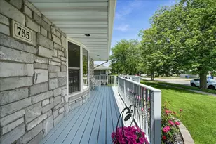 735 S Sherman St, Crown Point, IN 46307 - Photo 5