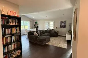 901 9th St SW, Demotte, IN 46310 - Photo 11