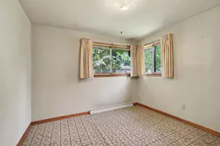 725 S East St, Crown Point, IN 46307 - Photo 11
