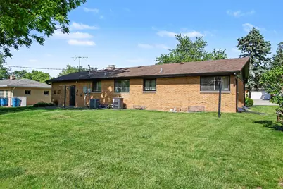 725 S East Street, Crown Point, IN 46307 - Photo 17