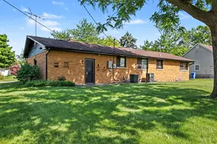 725 S East St, Crown Point, IN 46307 - Photo 17