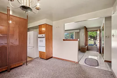 725 S East Street, Crown Point, IN 46307 - Photo 5