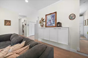 352 Tremont Ln, Valparaiso, IN 46385 - Photo 5