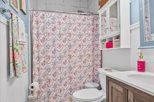 352 Tremont Ln, Valparaiso, IN 46385 - Photo 23