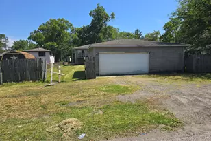 775 Riverlane Dr, Lake Station, IN 46405 - Photo 15