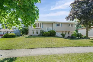 2504 Victoria Rd, Schererville, IN 46375 - Photo 1