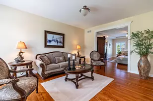 930 Stonebridge Dr, Schererville, IN 46375 - Photo 15