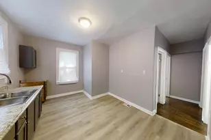 323 Garfield St, Gary, IN 46404 - Photo 11