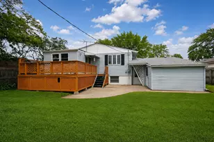 9502 Forrest Dr, Highland, IN 46322 - Photo 3