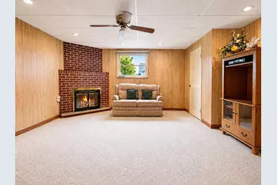 9502 Forrest Drive, Highland, IN 46322 - Photo 17