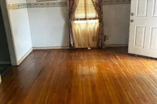286 Tompkins St, Gary, IN 46406 - Photo 3