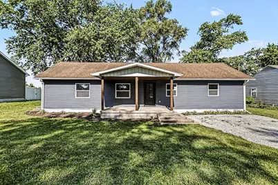424 Washington Street, Walkerton, IN 46574 - Photo 1