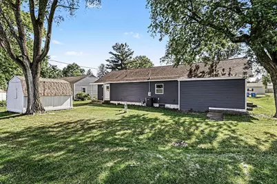 424 Washington Street, Walkerton, IN 46574 - Photo 5