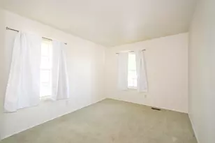 1904 Burgundy St, Schererville, IN 46375 - Photo 15