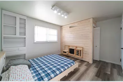 724 Briarwood Drive, Dyer, IN 46311 - Photo 17