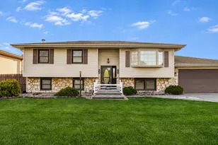 724 Briarwood Dr, Dyer, IN 46311 - Photo 15