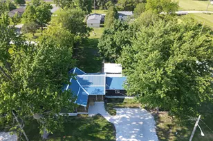 110 W Allen St, Kentland, IN 47951 - Photo 9