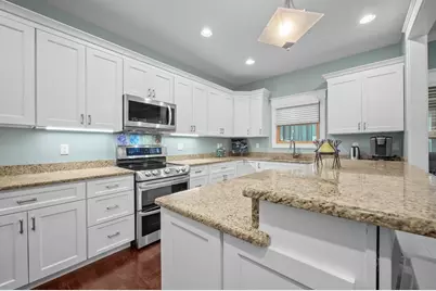 318 El Portal Drive, Michigan City, IN 46360 - Photo 17