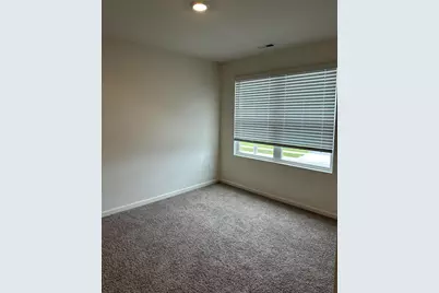 179 Aviana Avenue, Hobart, IN 46342 - Photo 9