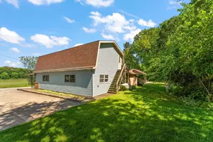 138 McClung Rd, La Porte, IN 46350 - Photo 23